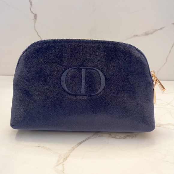 DIOR Velour Makeup Pouch - Picture 3 of 7